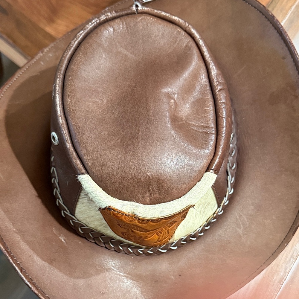 Handmade Western-style Cowboy Hat Crafted From Genuine Brown Cowhide Leather - Picture 8 of 8